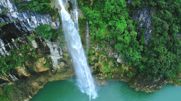 守好梵净青绿，激活“两山”价值 生态环境材料的创新实践与发展路径