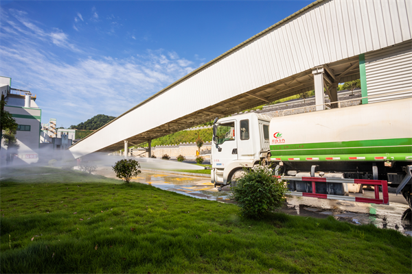 群山中的“魔术师” 湖南临澧南方新材料，谱写生态环境材料新篇章